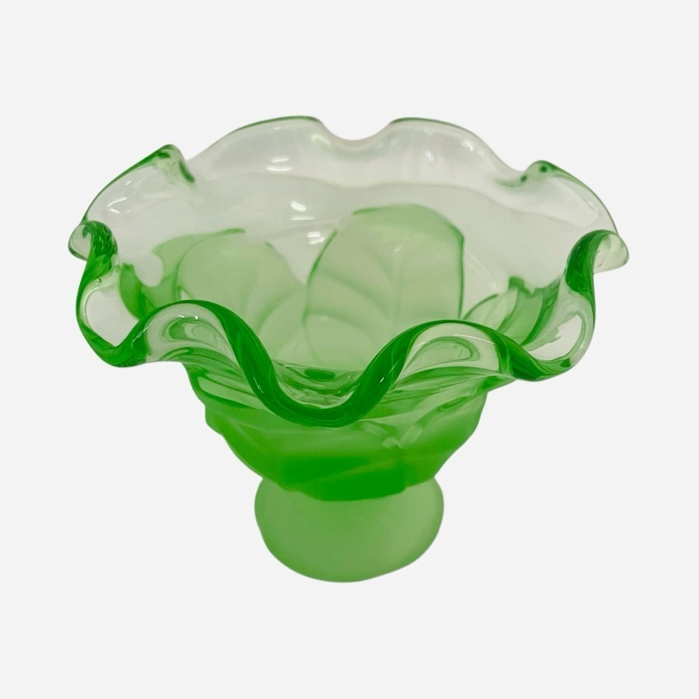 VIKING GLASS CABBAGE LEAF LIME GREEN COMPOTE DISH 5 1/4" TALL - Picture 5 of 8